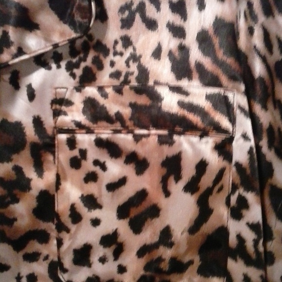 Cato Animal Print Silky Pajama Top - Picture 3 of 5
